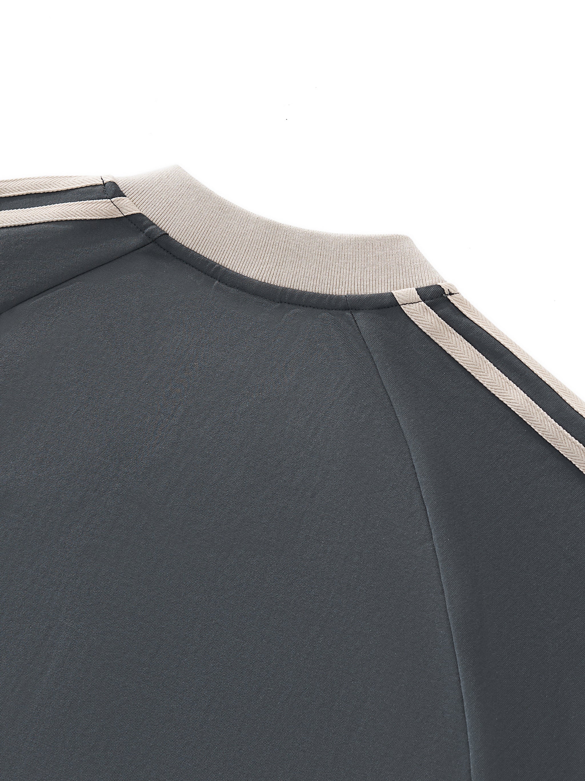 Unisex T-Shirt,Color-Block V-Neck,Casual Long Sleeve,Everyday Wear,Preppy Style,Sporty Fashion,Loose Fit Tee,Layering Tee,Shedd & Co Essentials,Minimalist Streetwear